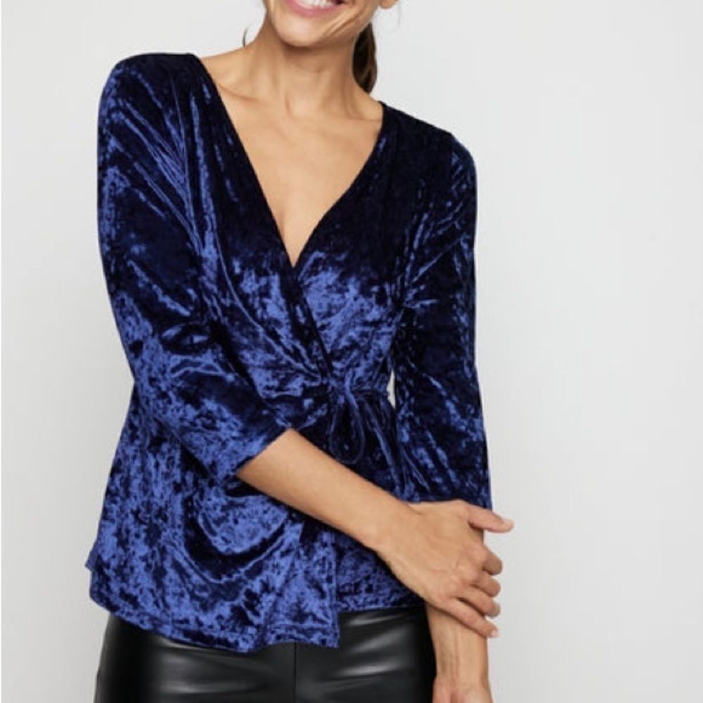 Nwt Inner Beauty Women's deep blue Crushed Velvet Surplice Front Top sz M